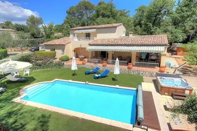 Image de Villa Bois Dore in Valbonne by Interhome