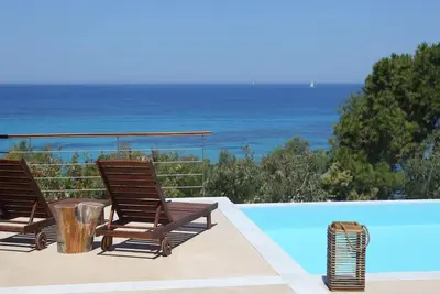Image de \"Capro\" mit Infinity-Pool by Interhome