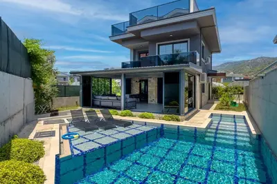 Image de Große Villa in Fethiye Ciftlik by Interhome