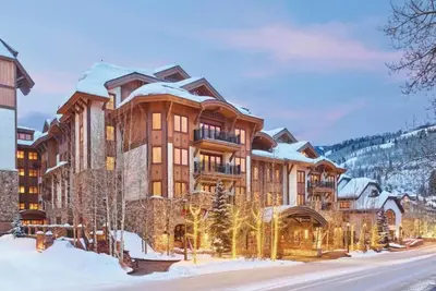 Image de Full Private Condo in a 5 Star Hotel - The Sebastian!