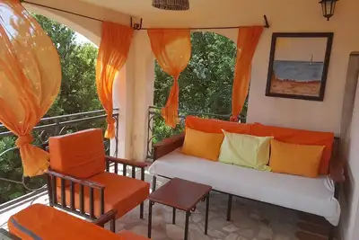 Image de Apartment made of natural materials in nature near the sea