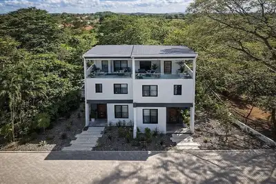 Image de Modern Duplex 100 Meters from Playa Hermosa – Rent as 3br or Private 6br Home