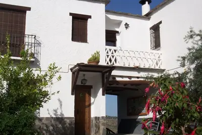 Image de Charmantes Haus in Anlage mit Schwimmbad by Interhome