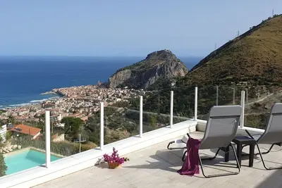 Image de mit Privatpool für 10 Personen in Cefalù, Sizilien by Interhome