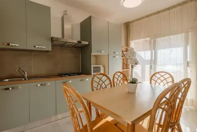 Image de Zwei-Zimmer-Appartement in Villaggio Sanghen by Interhome