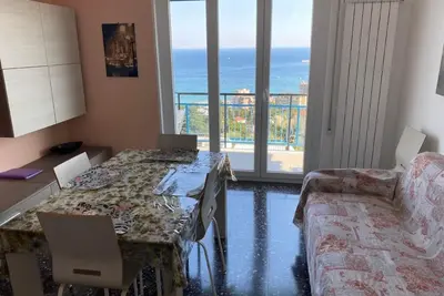 Image de Wohnung mit Meerblick by Interhome