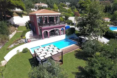 Apollo Ground Floor Apartment