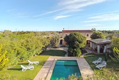 Restauriertes Landhaus in Búger by Interhome