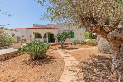 Image de Villa S'Aguila, Es Cap Des Moro, Santanyí, 4 pax by Interhome