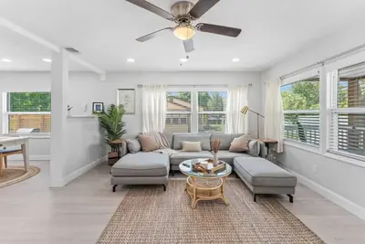 Nautical Bliss on Nicholson Unit A