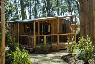 Image de La Clairiere Seasonova - Cottage Signature, jacuzzi privatif, clim 4 personnes