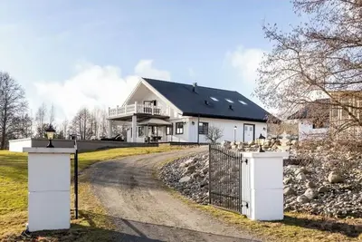 Image de Private Luxury Farmhouse near Gothenburg - Pool, Sauna & Horses