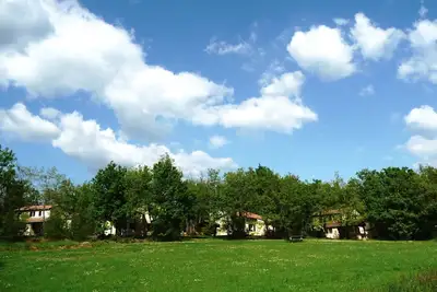 Image de Domäne mit Jacuzzi by Interhome