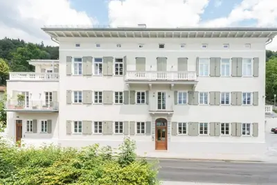 Image de Wunderschöne Ferienwohnung Palace am See by Interhome