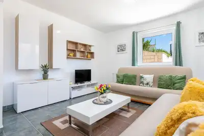 Image de Wohnung \"Maya S\" mit Terrasse by Interhome