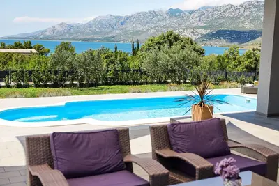 Image de Ferienvilla direkt am Strand by Interhome