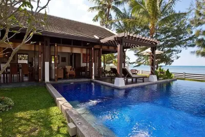 Emerald by Interhome