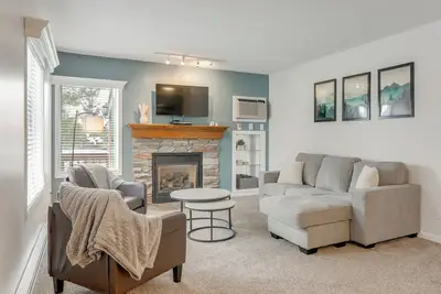 Image de Ski-In/Ski-Out Getaway w/ Deck in Clymer!