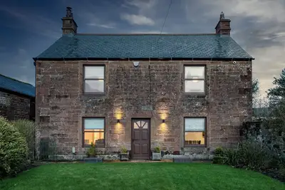 Image de Hill Top Farm is a charming and newly renovated farmhouse, retaining original features and treasured