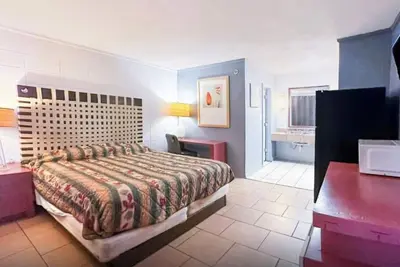 Image de Scenic Travel Stay! Room Close to Albany Parks, Shopping & Attraction