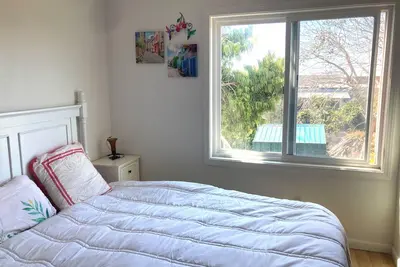 Image de Quiet 1-bedroom in-law facing yard and ocean in San Francisco