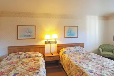 Image de Budget-Friendly Stay Near I-64 | Free Parking, Close to Downtown Lewisburg