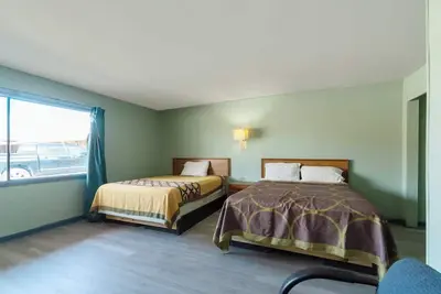 Image de Enjoy a Comfortable & Relaxing 2-Room Stay, Brazosport Museum 2. 2 mi away