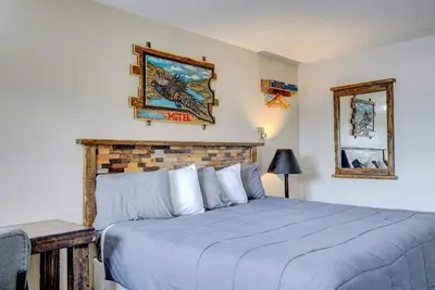 Image de Affordable Pet-Friendly Room Perfect for Exploring Missouri River Area