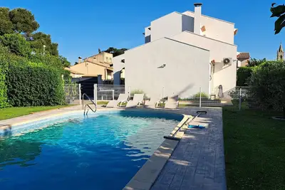 Image de Entre Nîmes et Camargue, magnifique villa avec piscine privée.
