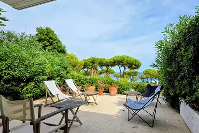 Image de Loue bungalow- 6 couchages - 100 m de la plage - Grande terrasse - Lumio (20)