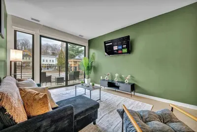 Image de Stay in Little Italy  BalconyParkingKingBedWD