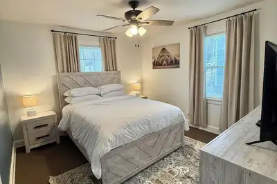 Image de Cozy 2-bedroom house in a central location