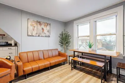 Image de Wonderful 3-bedroom apartment with Ac in charming Linden