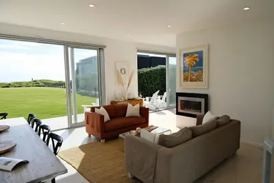 Image de Omaha Beachfront Property