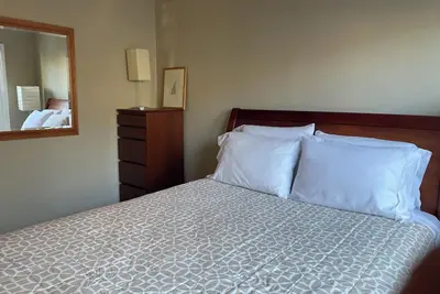 Image de Alki Beach Cottage 1/2 block to the beach and restaurants