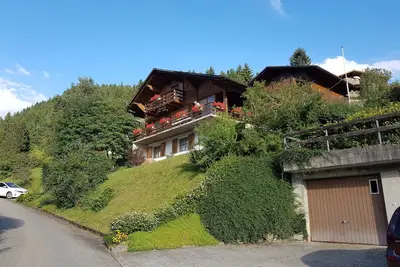 Image de Cozy vacation chalet on the Schwarzsee.