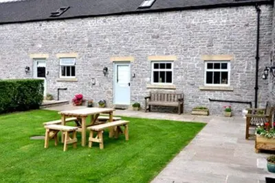 Image de Charming barn Conversion with 2 Bedrooms in beautiful Peak District countryside. Sleeps 4.