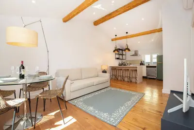 Image de Oasis outdoor Pool | Garden | WiFi 2d