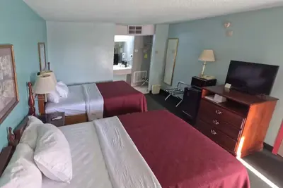 Image de 4 Charming & Clean Rooms w/ Free Parking & Breakfast – Explore Nearby Route 66