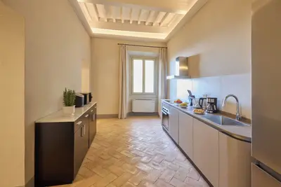 Image de Vagnucci Apartment combines traditional charm with modern comfort.