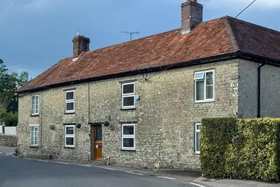 Arcadia Cottage, Mere