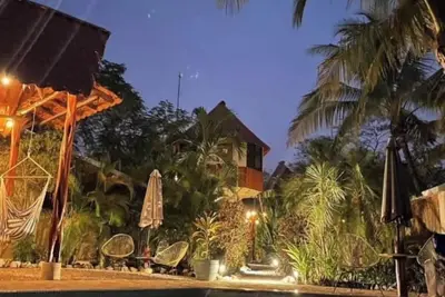 Image de The perfect cottage for adventurous couples and digital nomads.