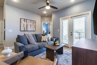 Image de Landing | Stunning 2bd, Clubhouse, Game Room