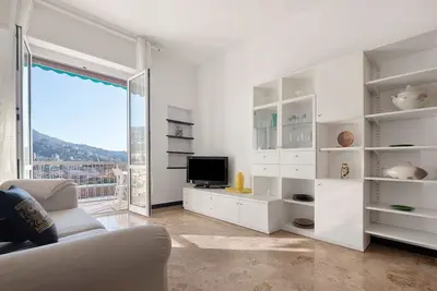 Image de Appartement 'Maison Giovanna avec Parking en Garage', Vue Mer, Wi-Fi et Climatisation