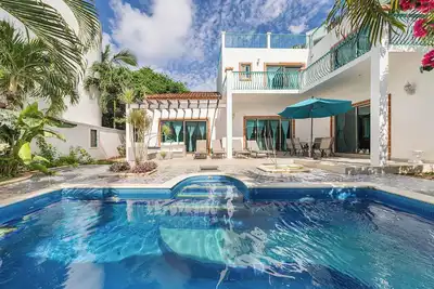Image de Casa Luz-Your private luxury getaway. 3 bed/3 bath, private pool & amazing views