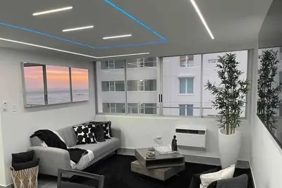 Image de Isla verde Lux Apartment step to Casino and Beach