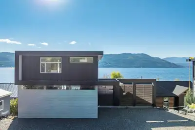 Image de Shuswap Lakefront Sleeps 14