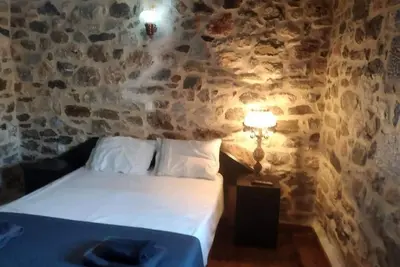 Image de Panos Stone Tower : Two-Bedroom House