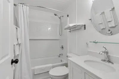 Image de Discover Affordable Luxury in the Heart of Texas Hill Country