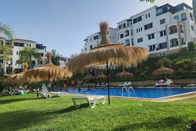 Image de Cabo negro Lilac's garden